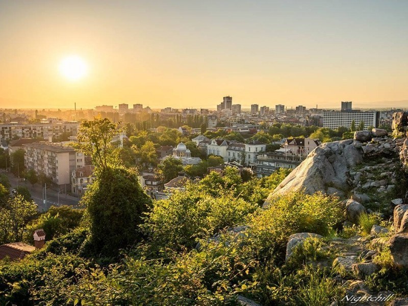 Слънце и летни температури в Пловдив в четвъртък