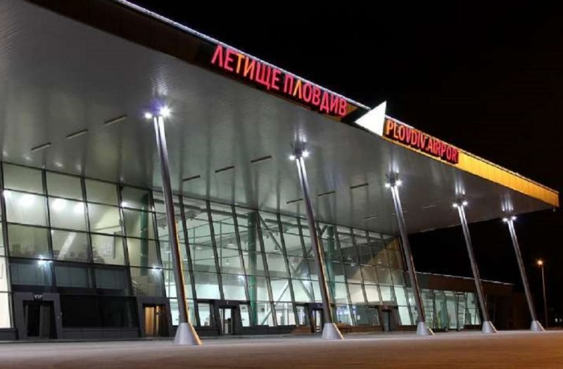 Вливат летище “София“ в летище “Пловдив“, процедурата е започнала