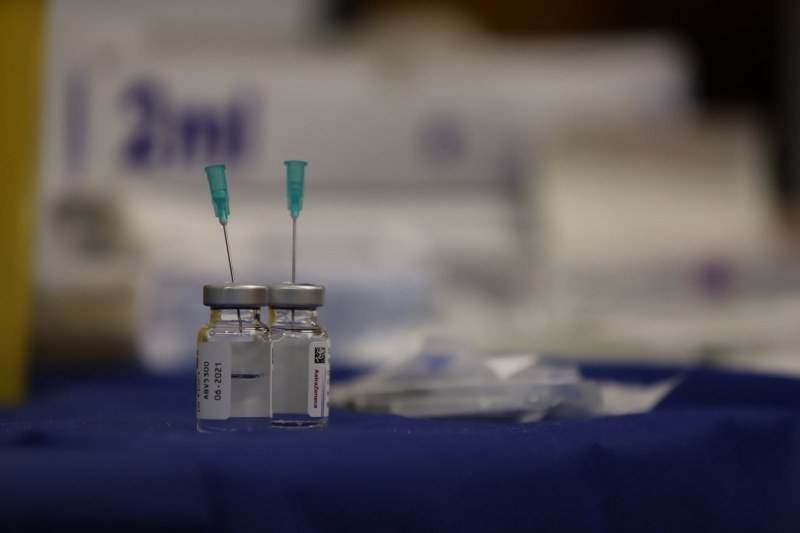 Проучване показва колко българи няма да се ваксинират срещу COVID-19