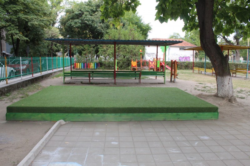 Пясъчници станаха сцена и място за игра в детска градина в “Северен“