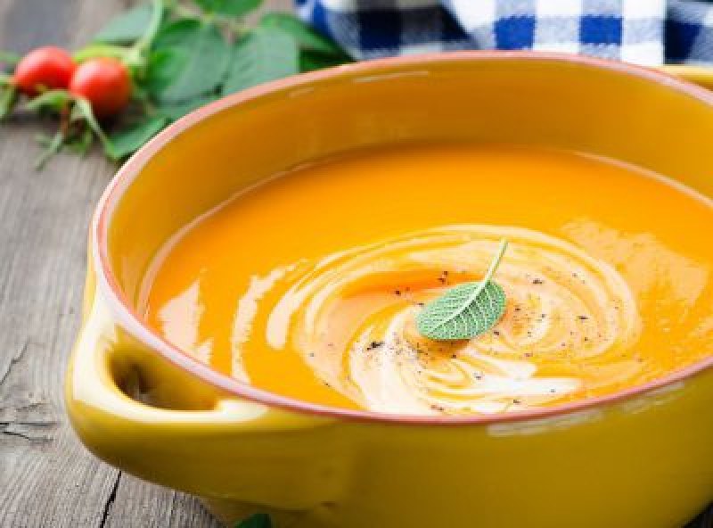 Крем супа от тиква - богата на вкус, с много зеленчуци, подправки, семена