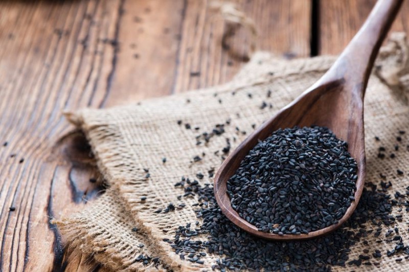 Черният сусам - едно от най-старите семена, много полезен и против стареене