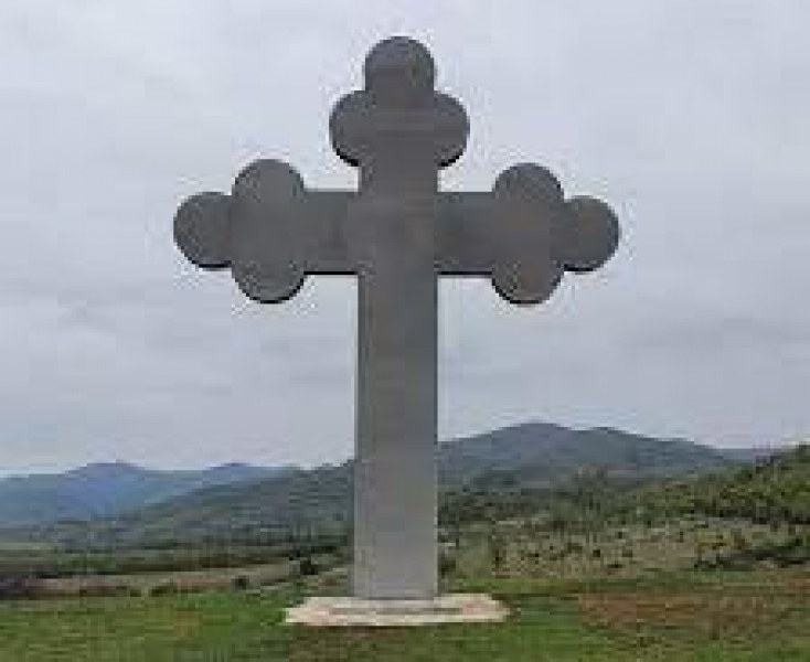 Облагородено е мястото с кръста в село Новаково