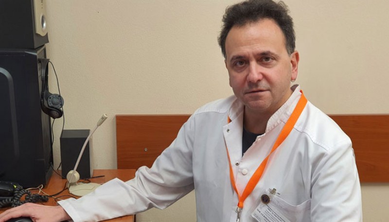Проф. Кюркчиев: Всички данни показват, че ваксините предпазват от хоспитализация, смърт и тежко боледуване