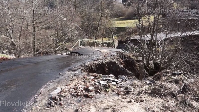 Не придошлата вода, а компрометираната дига причинила наводненията в Садовско
