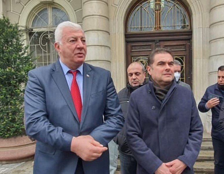Районните кметове на Пловдив искат оставката на зам.-кмета по строителство