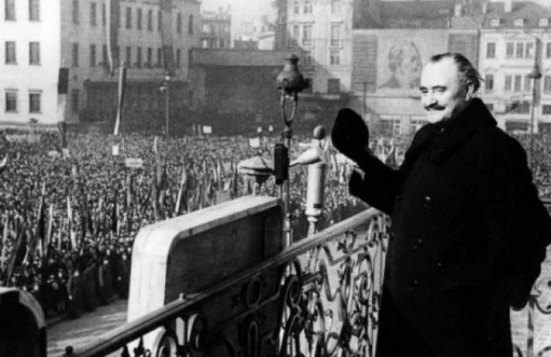 На този ден: Първи избирателен закон у нас, започва и национализацията на частни предприятия