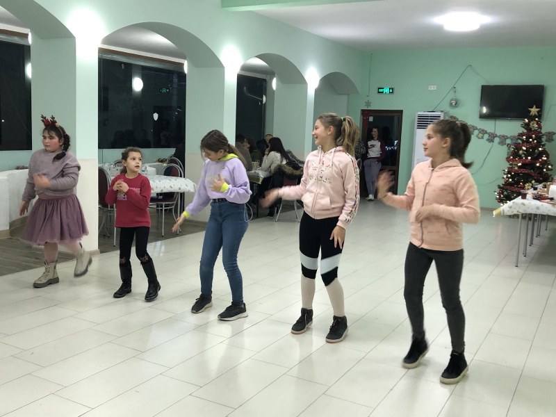 В навечерието на Рождество: Младежкият клуб в Марково отвори врати след ремонт