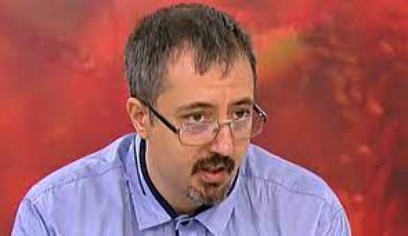 Математик: При вълната на Омикрон страната ни няма да се справи без пълен локдаун