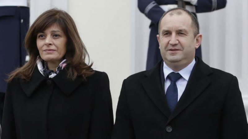 Първата дама зарадва с дарения пловдивски болници
