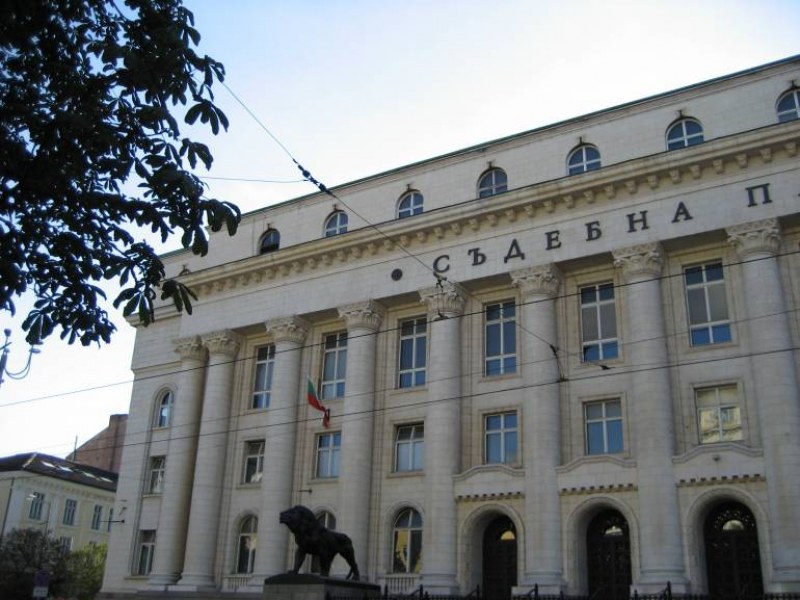 Повдигнаха обвинения на асеновградчанина, задържан с бойна граната в София