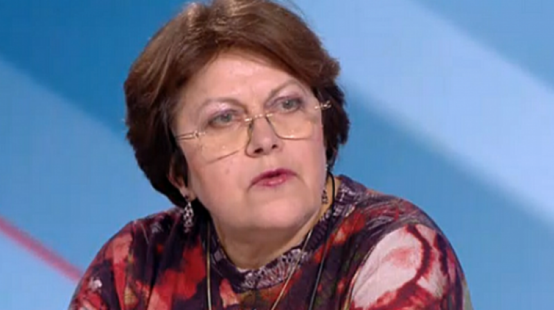 Татяна Дончева: Корнелия Нинова няма да поиска да си тръгне, ако ще да остане сама на кабинета си със стола си