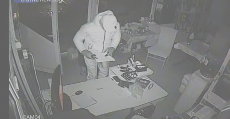 Крадец задигна документи от автосалон в Стряма, камерите го “щракнаха“