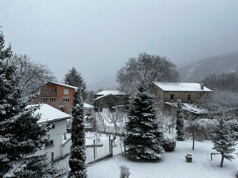 Първи за годината сняг падна на много места в Пловдивско