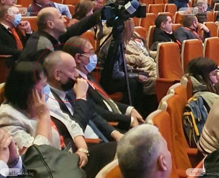 Зам.-министър Георги Йорданов, шеф на новия “щаб“, неглижира COVID мерките на Конгреса на БСП