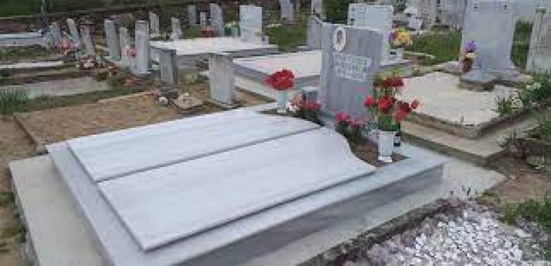 Гробните места в Карлово ще се плащат за 25 години, а не за вечно ползване