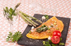 omlet-asperzhi-dobra-kombinatsiia-596.jpg