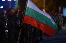Сопот започна да празнува с тържествена заря-проверка още от снощи sopot-zapochna-da-praznuva-tarzhestvena-316.jpg