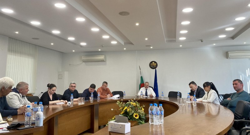 Областната управа ще съдейства на Община Карлово за бъдещи водни проекти