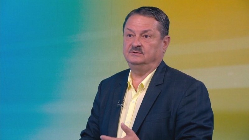 Проф. Рачев: Баба Марта ще продължи да е сърдита и кисела
