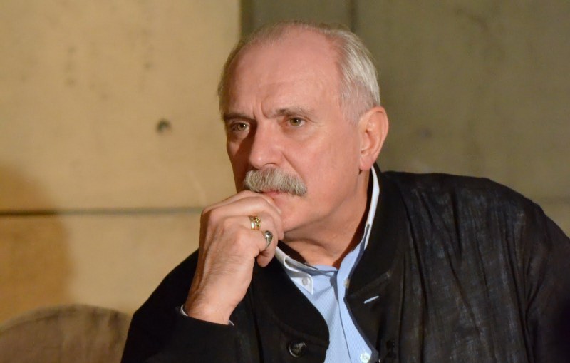 Заподозрян! Руският режисьор Никита Михалков е обявен за международно издирване