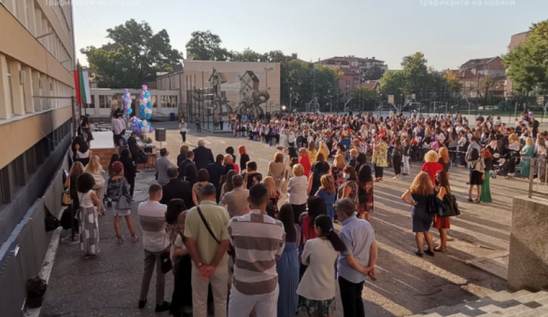 95% от учители и родители не искат по-ранно начало на учебната година