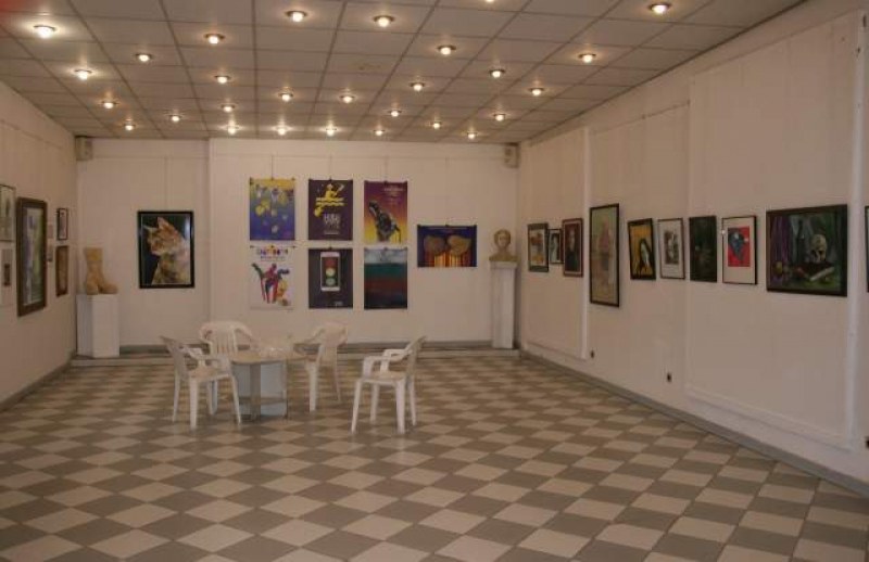 Мащабна изложба на Художествената гимназия в Пловдив показва най-доброто от седемте специалности на училището