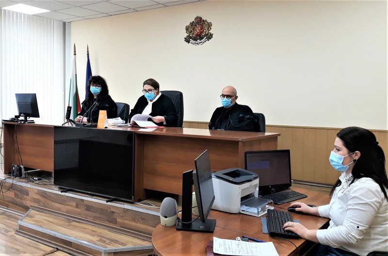 Пловдивски съд остави в ареста турски шофьор за контрабанда на злато