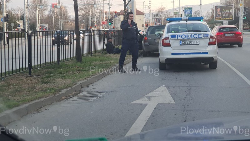 Арест в Пловдив! Извадиха мъж от колата и го закопчаха