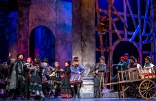 trubadur-se-zavrashta-stsenata-opera-995.jpg