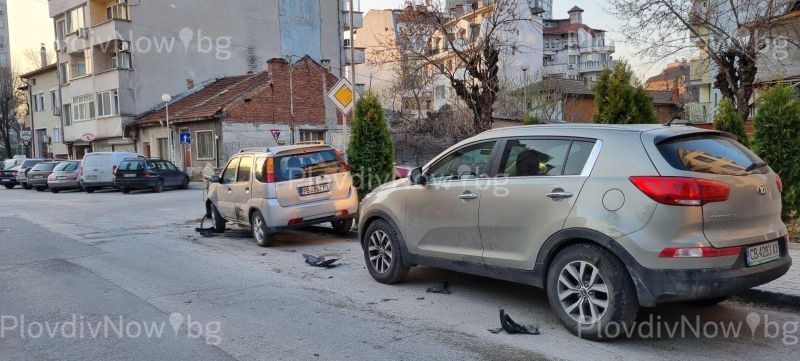 Пиян шофьор помля паркирани коли в Пловдив