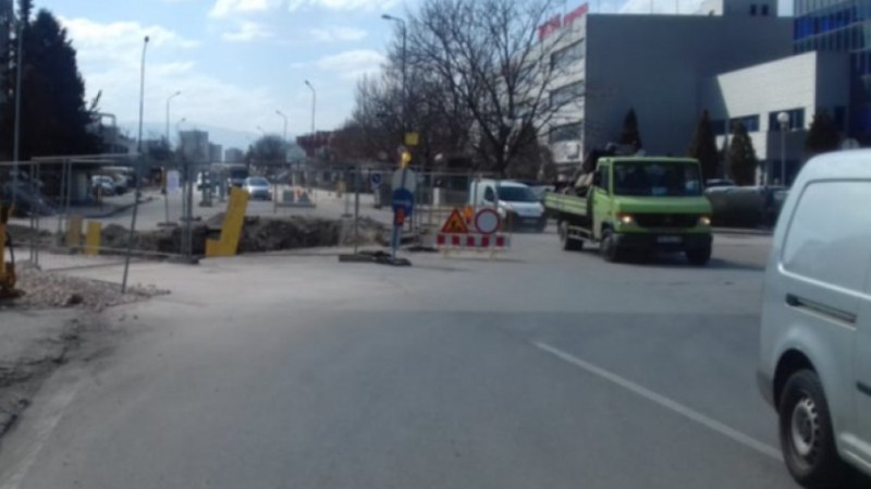 От ОКТ- Пловдив припомнят: Въведена е временна организация на движението на част от “Брезовско шосе“