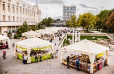 Обявиха конкурс за плакат за 20-тото юбилейно издание на “Пловдив чете –2022“ obiaviha-konkurs-plakat-20-toto-637.jpg