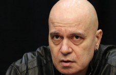 slavi-trifonov-niama-absolyutno-nikakva-988.jpg