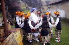 istoriiata-lazarovden-i-traditsiite-816.jpg
