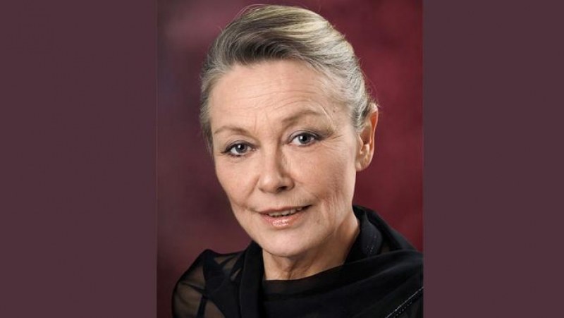 Пловдивчанката Цветана Манева отличена с “Аскеер“ за цялостно творчество