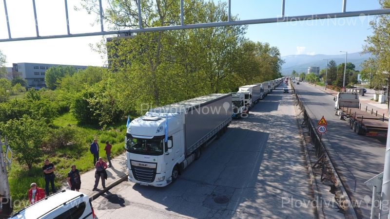 Превозвачите искат оставки на трима министри