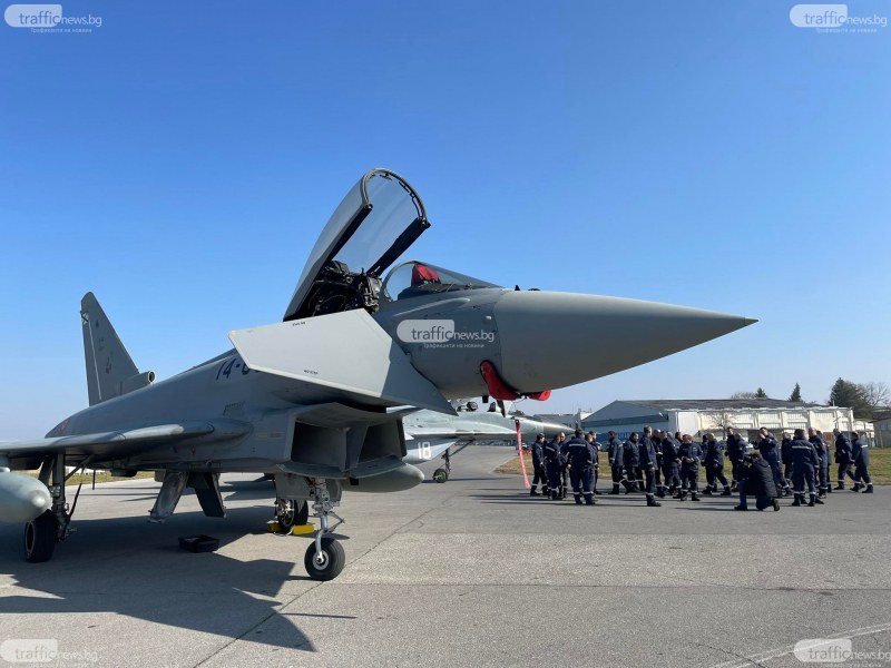 Авиобазата в Граф Игнатиево” се подготвя да приеме изтребителите F-16