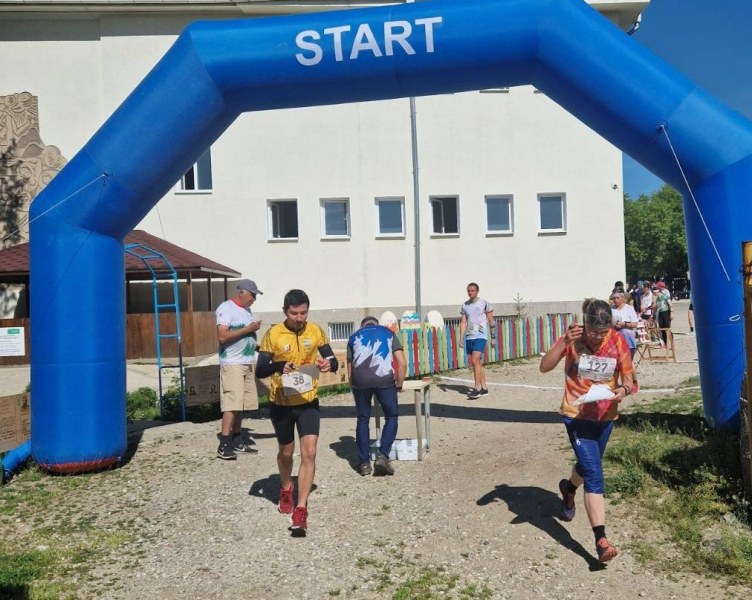 430 състезатели се събраха на Държавно първенство по ориентиране в Сопот
