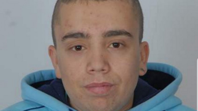 Млад мъж страда от таласемия и има нужда от помощ