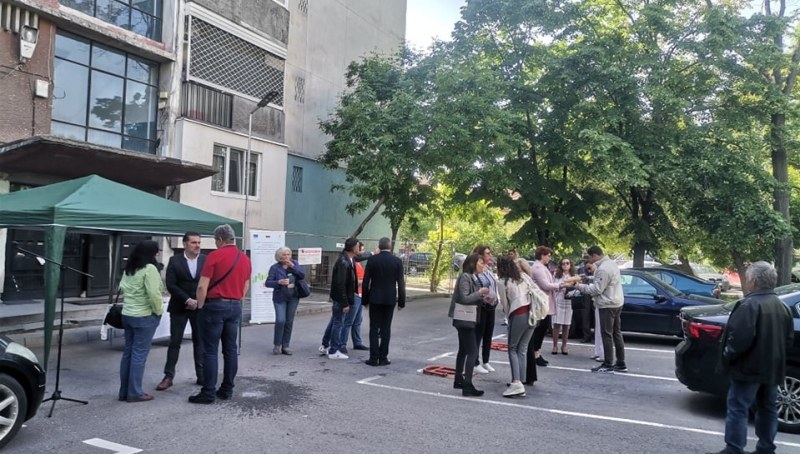 Санират още един блок в Пловдив, дадоха официален старт днес