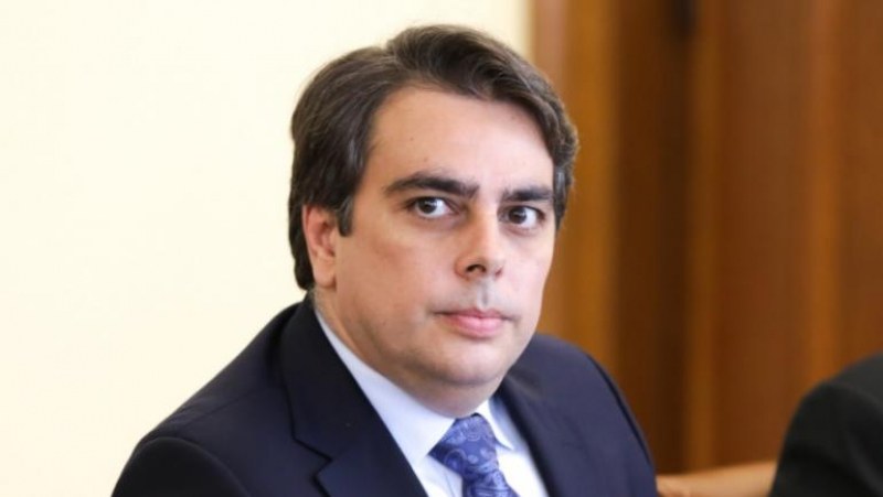 Асен Василев към превозвачите: Не видях едно разумно предложение, чувам само “Искаме пари“