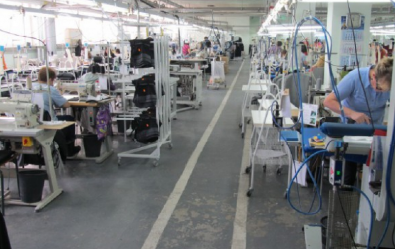 Работа в Асеновград - за шивачи, гладачи, обслужващи работници, сондьори, склададжии
