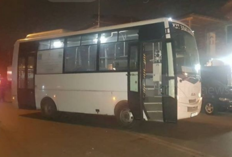 Автобус блъсна пиян мъж в Столипиново
