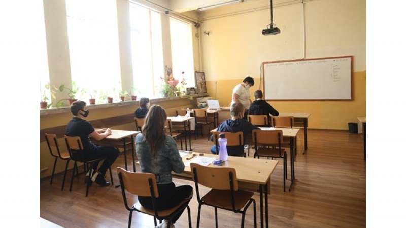 Ето ги отговорите на матурата по Български език и литература