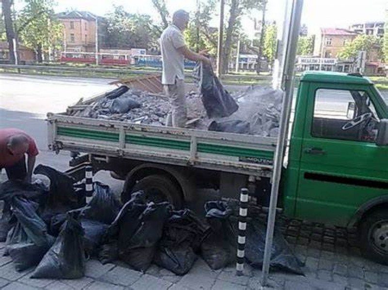 Събират опасни отпадъци от домакинствата в община Марица! Ето пунктовете