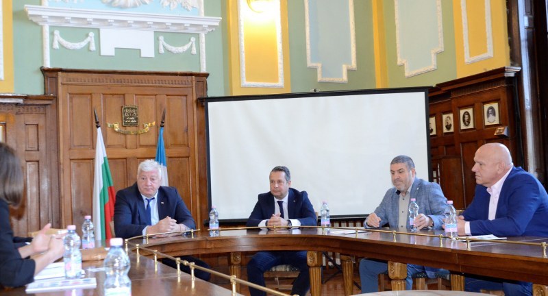 Обмислят редовни полети от Пловдив до Истанбул и Бурса
