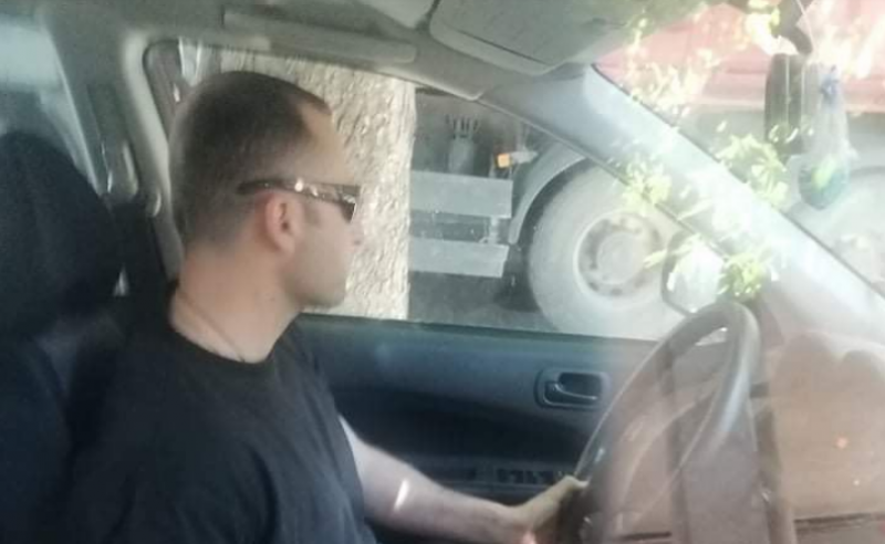 Полицай в Пловдив забрави, че е“под пагон“ и влезе в ролята на уличен гамен