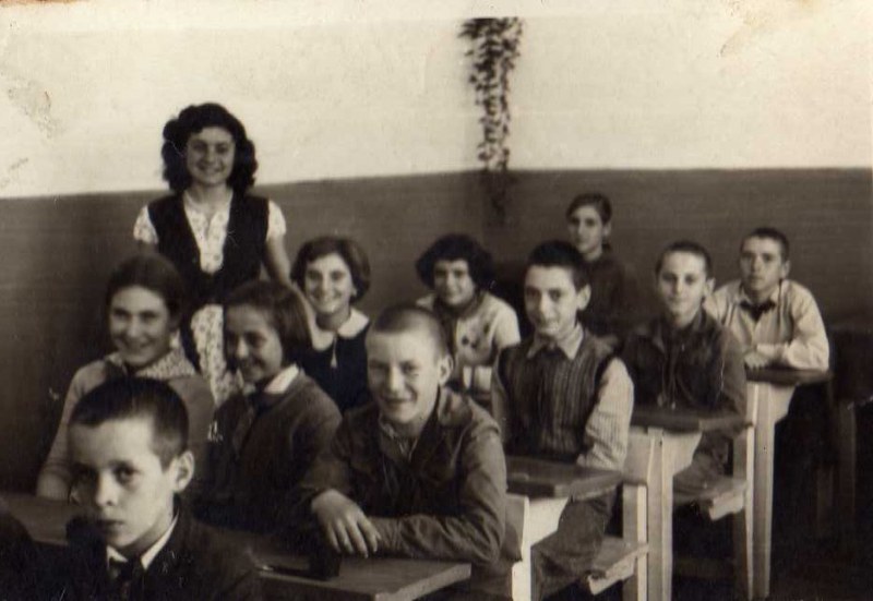 63 години по-късно: Набор 1945 се събра на емоционална среща в Кричим