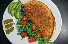 omlet-sas-spanak-i-oveseni-iadki-mnogo-600.jpg